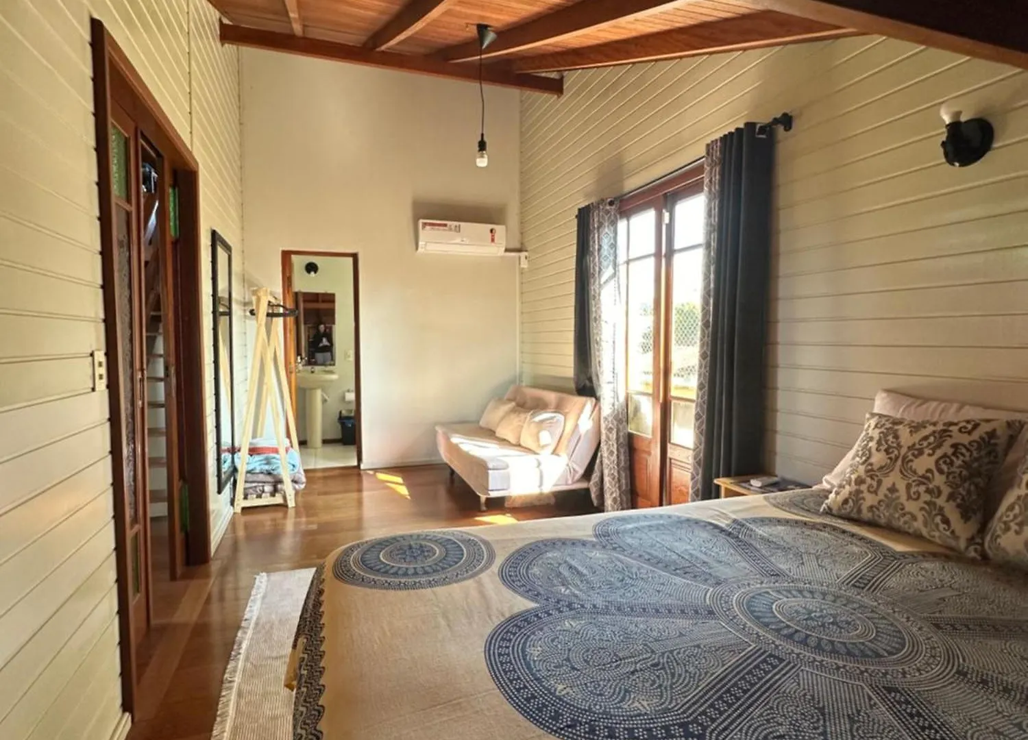 Habitación en casa particular Suite Em Ambiente Familiar Toca Da Coruja Florianópolis
